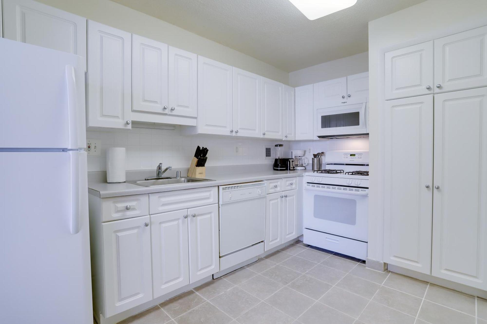 Beautiful 2Br Apartment At Crystal City With Gym Arlington Exterior photo