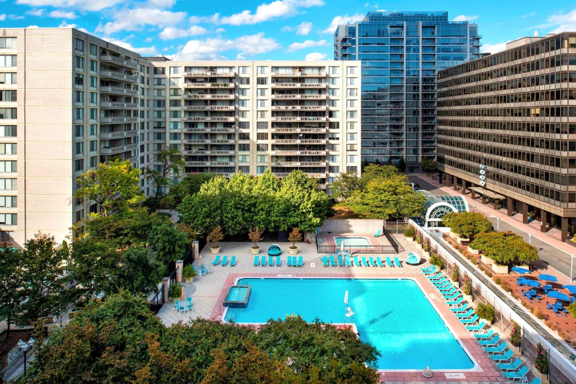 Beautiful 2Br Apartment At Crystal City With Gym Arlington Exterior photo